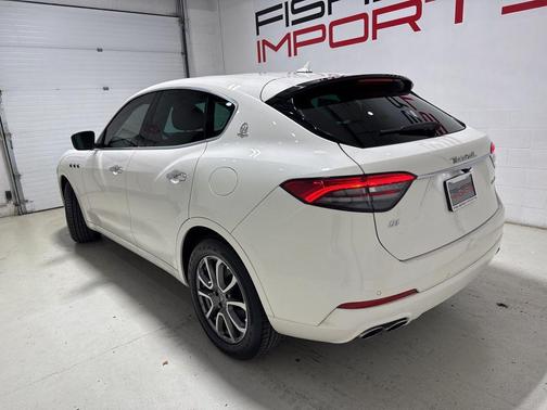 2021 Maserati Levante Base