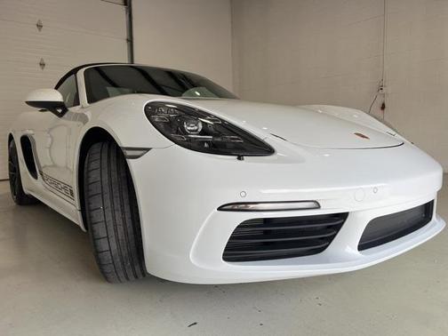 2024 Porsche 718 Boxster Style Edition
