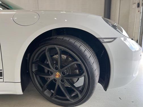 2024 Porsche 718 Boxster Style Edition