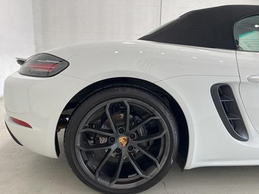 2024 Porsche 718 Boxster Style Edition