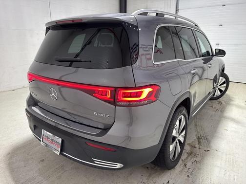 2023 Mercedes-Benz EQB 300 4MATIC