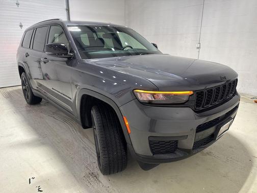 2022 Jeep Grand Cherokee L Altitude