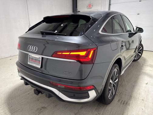 2022 Audi Q5 45 S line Prestige