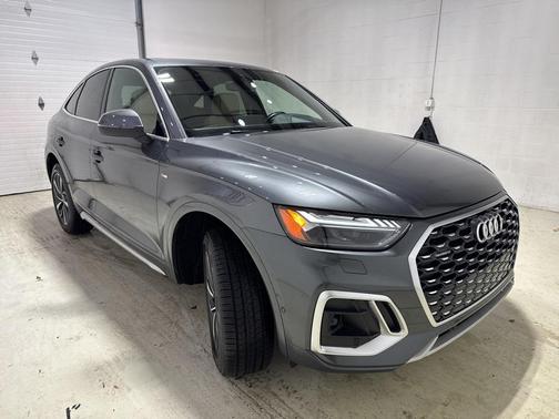 2022 Audi Q5 45 S line Prestige