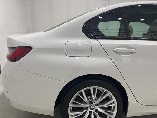 2023 BMW 330 xDrive