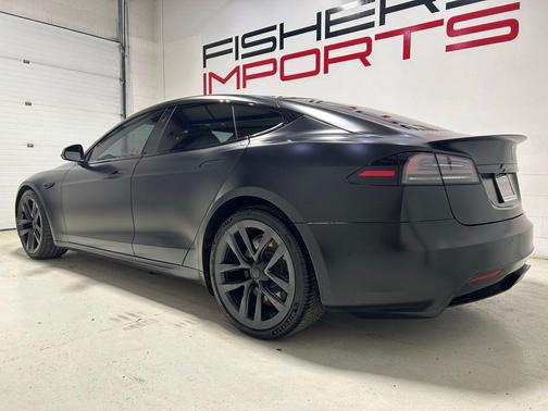 Solid Black 2022 Tesla Model S Plaid