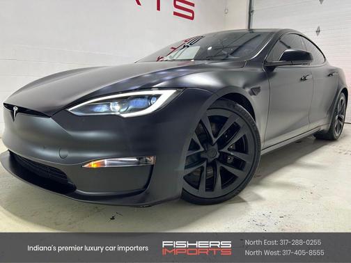Solid Black 2022 Tesla Model S Plaid