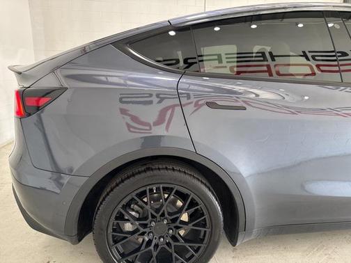 2020 Tesla Model Y Long Range Dual Motor All-Wheel Drive