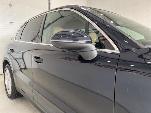 2019 Porsche Cayenne Base