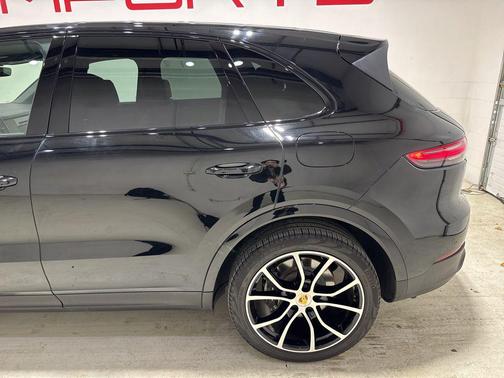 2023 Porsche Cayenne Cayenne E-Hybrid