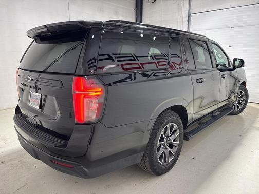 2024 Chevrolet Suburban 4WD Z71