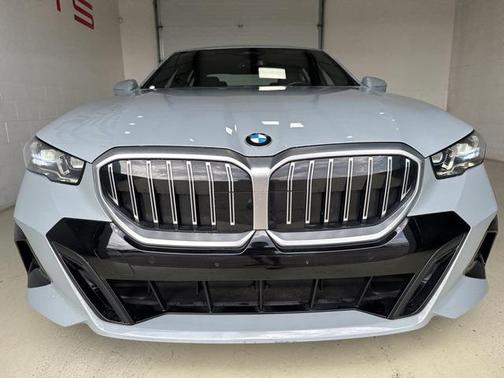 2024 BMW 540 i xDrive