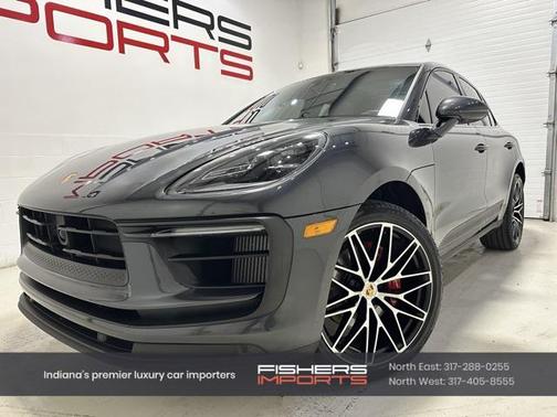2023 Porsche Macan Base