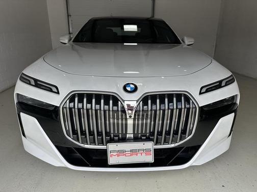 2024 BMW 740 i xDrive