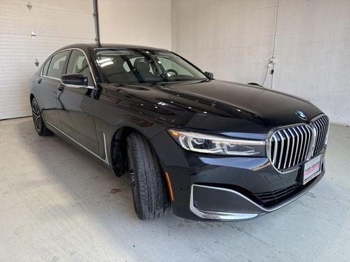 2022 BMW 750 i xDrive