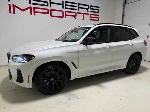 White 2024 BMW X3 M40i
