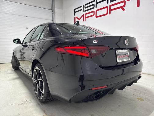 2023 Alfa Romeo Giulia Veloce AWD