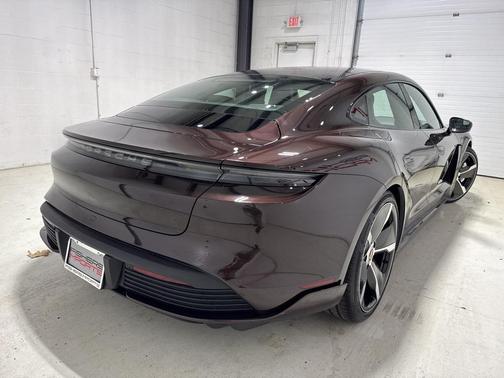 2021 Porsche Taycan 4S