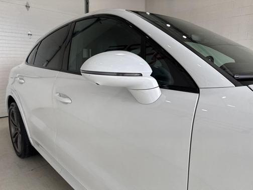 2022 Porsche Cayenne Cayenne