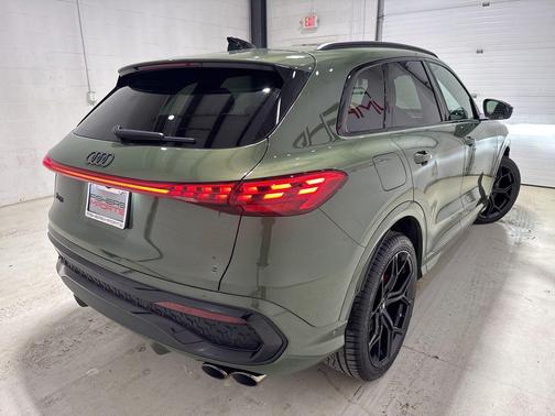 2025 Audi SQ5 3.0T Premium Plus