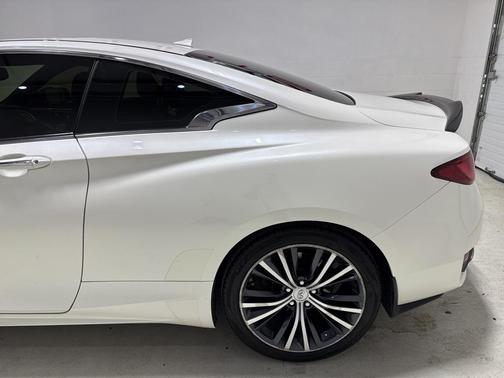 2017 INFINITI Q60 3.0T Premium