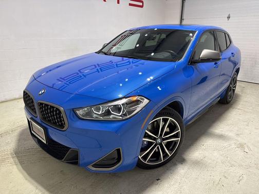 2022 BMW X2 M35i