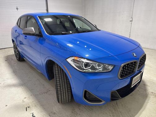 2022 BMW X2 M35i