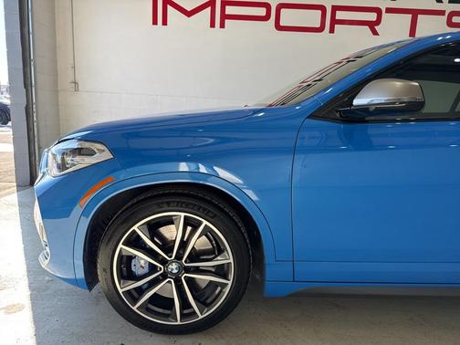 2022 BMW X2 M35i