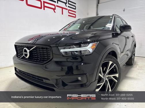 2021 Volvo XC40 T5 R-Design