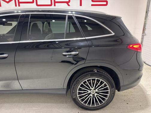 2024 Mercedes-Benz GLC 300 4MATIC