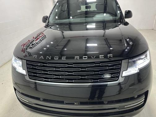 2024 Land Rover Range Rover P400 SE