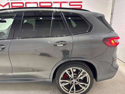 2022 BMW X5 M50i