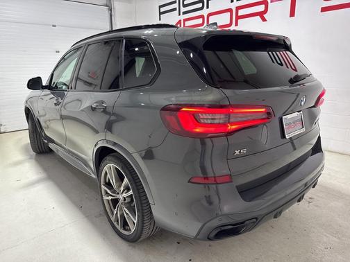 2022 BMW X5 M50i
