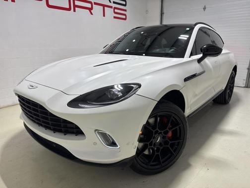 2021 Aston Martin DBX Base
