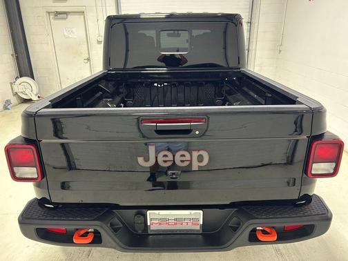 Black Clearcoat 2023 Jeep Gladiator Mojave 4x4