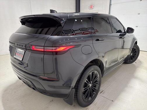 2026 Land Rover Range Rover Evoque Dynamic SE