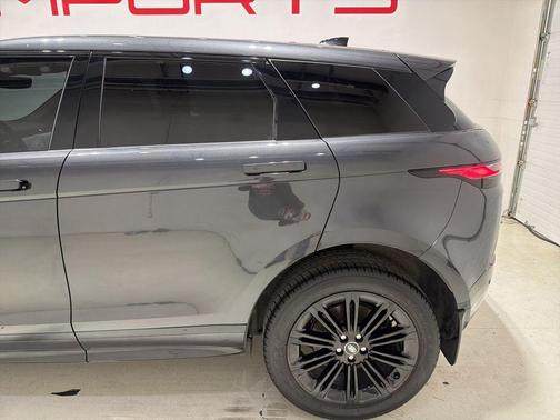 2026 Land Rover Range Rover Evoque Dynamic SE