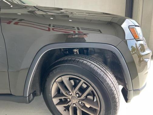 2016 Jeep Grand Cherokee 75th Anniversary
