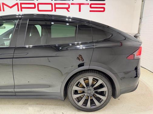 2022 Tesla Model X Plaid Tri Motor All-Wheel Drive