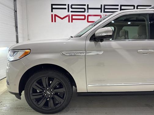 2024 Lincoln Navigator Reserve