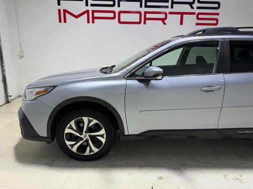 Ice Silver Metallic 2020 Subaru Outback Limited XT