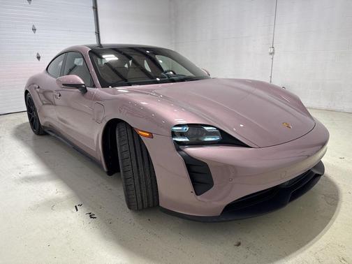 2023 Porsche Taycan GTS