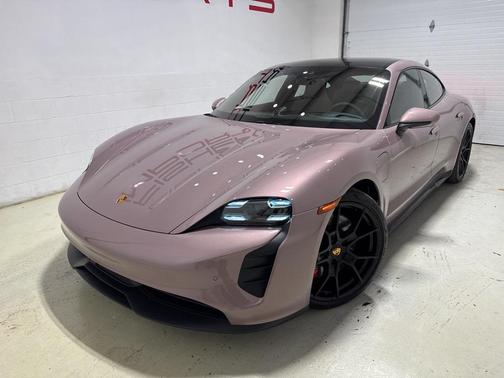 2023 Porsche Taycan GTS