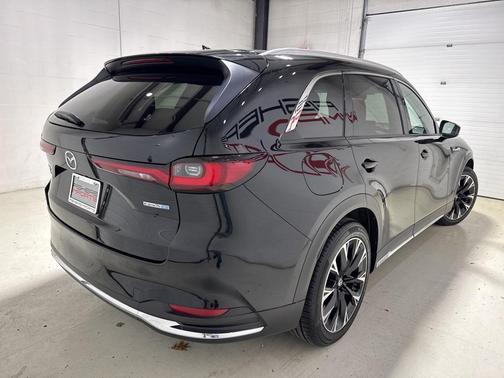 2024 Mazda CX-90 PHEV Premium