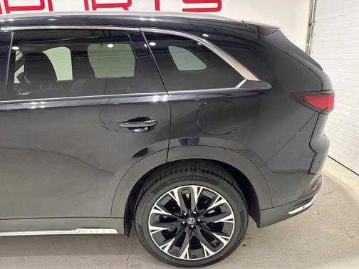 2024 Mazda CX-90 PHEV Premium