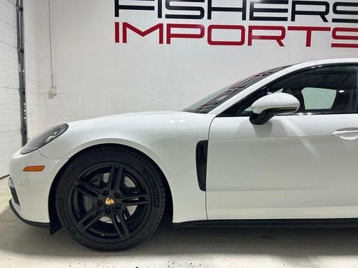 White 2018 Porsche Panamera 4S