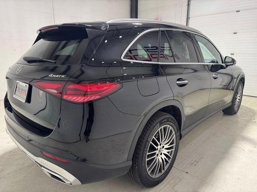 Black 2026 Mercedes-Benz GLC 300 4MATIC
