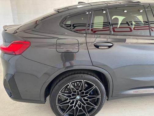 2025 BMW X4 M AWD