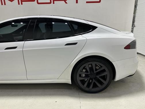 2021 Tesla Model S Long Range
