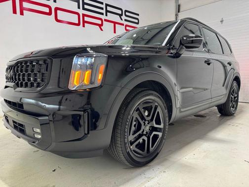 Ebony Black 2025 Kia Telluride SX Prestige X-Line